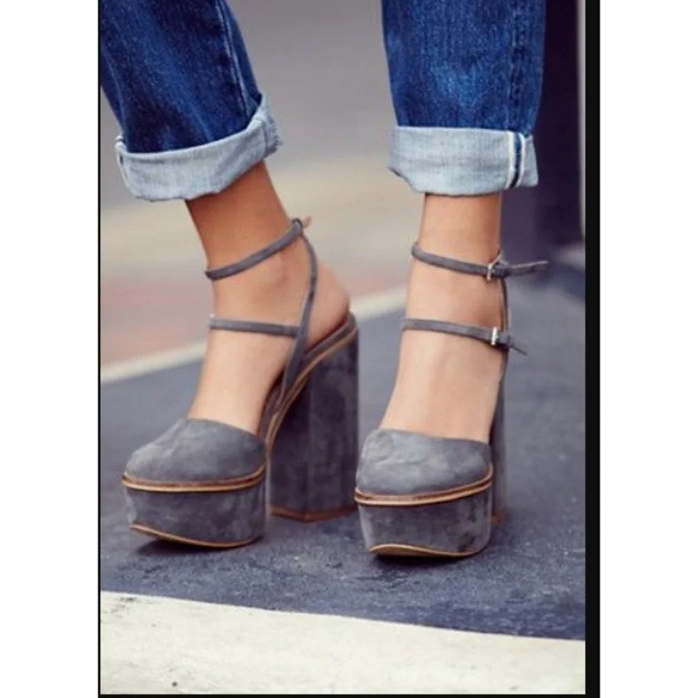 Free People Sundown Platform Heels Grey Suede Ankle Strap Women 38 7-7.5 70s‎